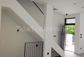 Novogradnja, vertikala kuce, Dedinje,190 m2, Savski Venac, Maison