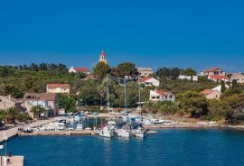 OTOK MOLAT - Simpatična kuća u blizini mora u srcu mjesta Molat, Zadar - Okolica, Σπίτι