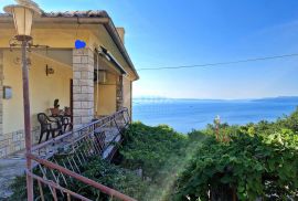 OPATIJA, BREGI - kuća s panoramskim pogledom na more, Matulji, Famiglia