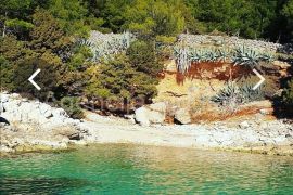 Hvar Jelsa T2 građevinsko zemljište 9243 m2 prvi red do mora!, Jelsa, Zemljište