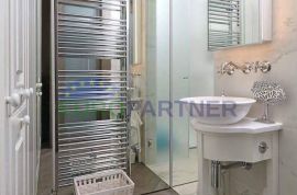 Dizajnerski luksuzni stan u samom centru Voloskog pored mora, Opatija, Appartment