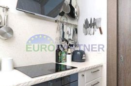 Dizajnerski luksuzni stan u samom centru Voloskog pored mora, Opatija, Appartement