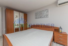 Trosoban stan s panoramskim pogledom na more ,50m od plaže, Opatija okolica, Opatija, Apartamento