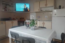 Najam stana za 9 radnika u centru grada 2S+DB  66 M2, Rijeka, Appartement