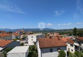 Viškovo, obiteljska kuća s dva stana, Viškovo, House