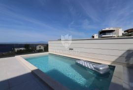 Crikvenica, luksuzni stan s bazenom i pogledom na more, Crikvenica, Stan