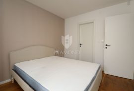 Crikvenica, luksuzni stan s bazenom i pogledom na more, Crikvenica, Apartamento