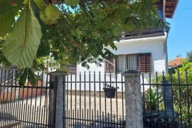 Kragujevac - Bagremar -305m2+4ara ID#21746, Kragujevac - grad, Famiglia