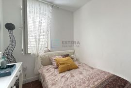 Apartman PRODAJA Biograd na Moru, 67 m2, 3 kat, parking, pogled na more, Biograd Na Moru, شقة