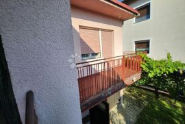 Kuća sa 879m² okućnice u centru Krapine!, Krapina, Casa