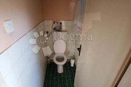 Kuća sa 879m² okućnice u centru Krapine!, Krapina, Haus