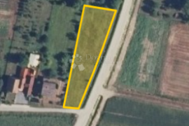 Atraktivno građevinsko zemljište, Rugvica, Land