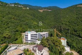 OPATIJA, luksuzan stan 2S+DB s pogledom na more u novogradnji s bazenom (P2), Opatija, Διαμέρισμα