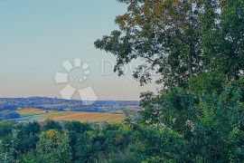 Prekrasna kuća za odmor, Veliko Trojstvo, Ev