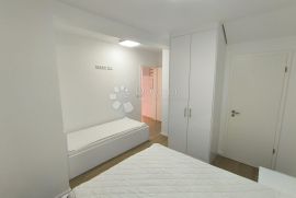 Troetažni stan u Zadru, Zadar, Appartement