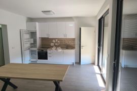 Troetažni stan u Zadru, Zadar, Appartement