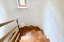 Rustikalna kuća sa vlastitim imanjem u srcu Istre, Umag, House