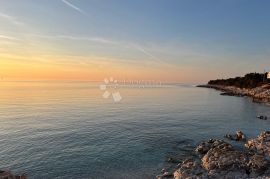 OTOK UNIJE ROBINZONSKA KUĆICA, Mali Lošinj, House