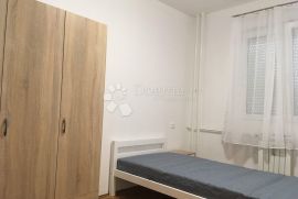 Gornja Vežica-stan za mlade studentice ili radnice, Rijeka, Appartment