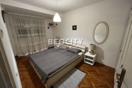 Novi Sad, Rotkvarija, Bulevar kralja Petra I, 2.0, 60m2, Novi Sad - grad, Stan