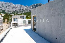 Makarska, NOVOGRADNJA, luksuzna villa s bazenom i pogledom na more, Makarska, Σπίτι