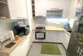 STAN, PRODAJA, ZAGREB, STENJEVEC, 59 m2, 3-soban, Stenjevec, Apartamento