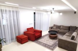 Fantastičan ultra luksuzan stan sa dvorištem ID#1763, Savski Venac, Apartamento