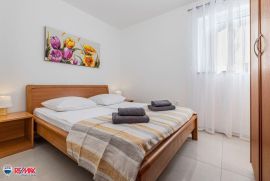 ISTRA,LABIN,RABAC, DVA STANA SA DVORIŠTEM, Labin, Apartamento