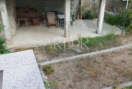 Otok Rab, kuća prvi red do mora sa pet apartmana, Rab, House