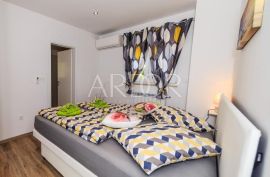 Lovran, Vila sa bazenom, 380m2, Prodaja, Lovran, House