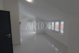 Crikvenica, stan u novogradnji, Crikvenica, Appartement