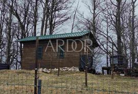 Lokve, kućica iznad jezera s predivnim pogledom, Lokve, Maison