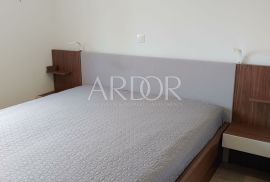 Pula-Medulin trosoban stan 800 m od mora, Medulin, Appartement