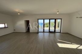 Krk, penthouse na ekskluzivnoj lokaciji, Krk, Appartment