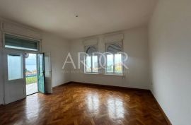 Opatija, etaža u lijepoj staroj vili, Opatija, Appartement