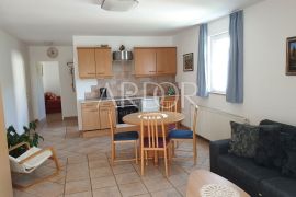 Rovinj, apartmanska kuća drugi red do mora!, Rovinj, Ev