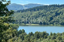 Fužine, građevinsko zemljište kraj jezera Bajer, Fužine, Terra