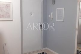 Turnić, stan 62 m2, Rijeka, Apartamento