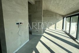 Jadranovo, penthouse 1.red do mora, sa garažnim mjestom!, Crikvenica, Διαμέρισμα