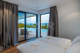 Crikvenička rivijera, prekrasna villa sa infinity bazenom, Crikvenica, Σπίτι