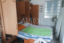 Barbariga, dvije etaže u nizu s pogledom na more, Vodnjan, Apartamento