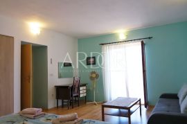 Medulin, kuća sa apartmanima, Medulin, House