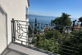 Opatija, prekrasna kuća sa stanovima, Opatija, House