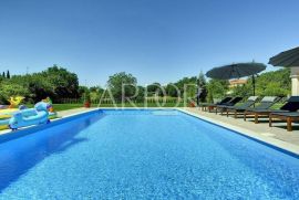 Rovinjsko Selo, villa 385 m2, Rovinj, House