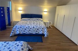 Mali Lošinj, dvoetažni stan u centru, Mali Lošinj, Flat