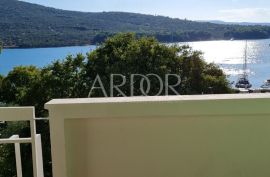 CRES GRABAR, 70 M2, minuta do mora!, Cres, Wohnung