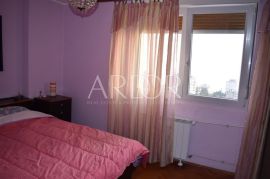 Zamet, stan sa balkonom, Rijeka, Apartamento