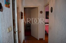 Zamet, stan sa balkonom, Rijeka, Apartamento