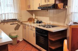 Dražice, dvoetažni stan 3S+DB, Jelenje, Apartamento