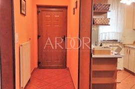 Dražice, dvoetažni stan 3S+DB, Jelenje, Apartamento